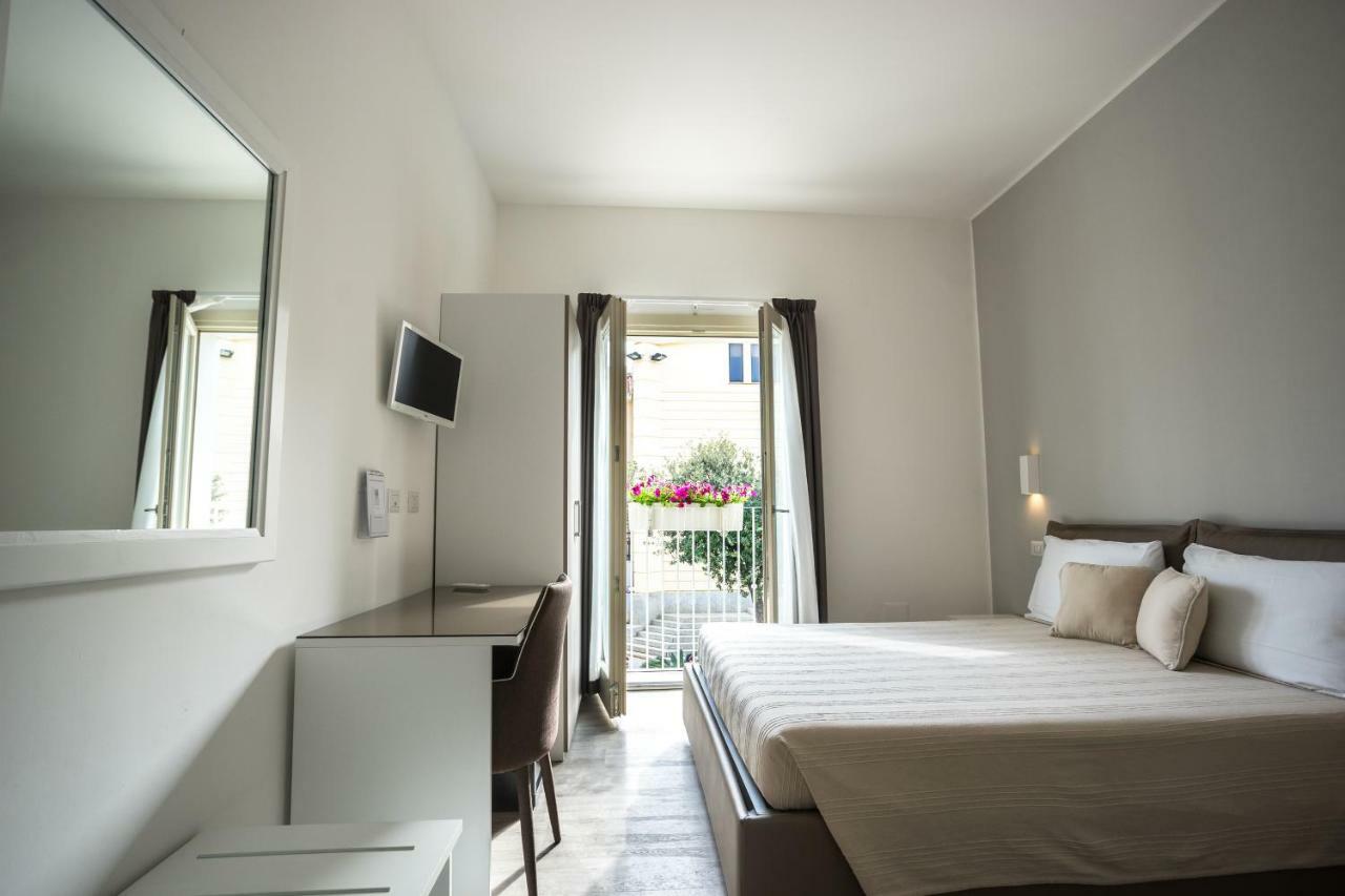 Aras Hotel Boutique ヴィッラシミーウス エクステリア 写真