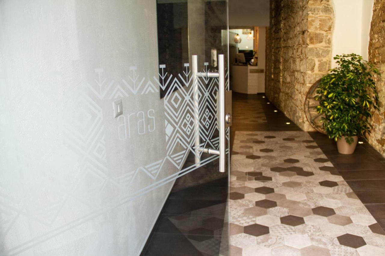 Aras Hotel Boutique ヴィッラシミーウス エクステリア 写真